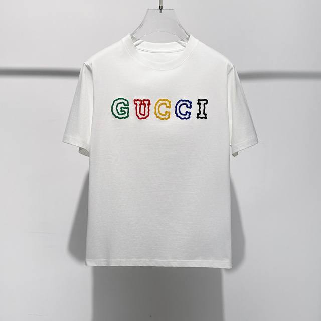 Gu's 2025 Spring/Summer new release, the latest short-sleeved crew neck T-shirt,