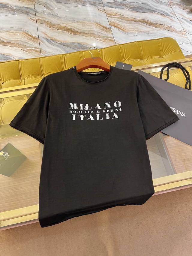 2025Ssdg's latest T-shirt, featuring a perfectly distressed logo and exclusive s