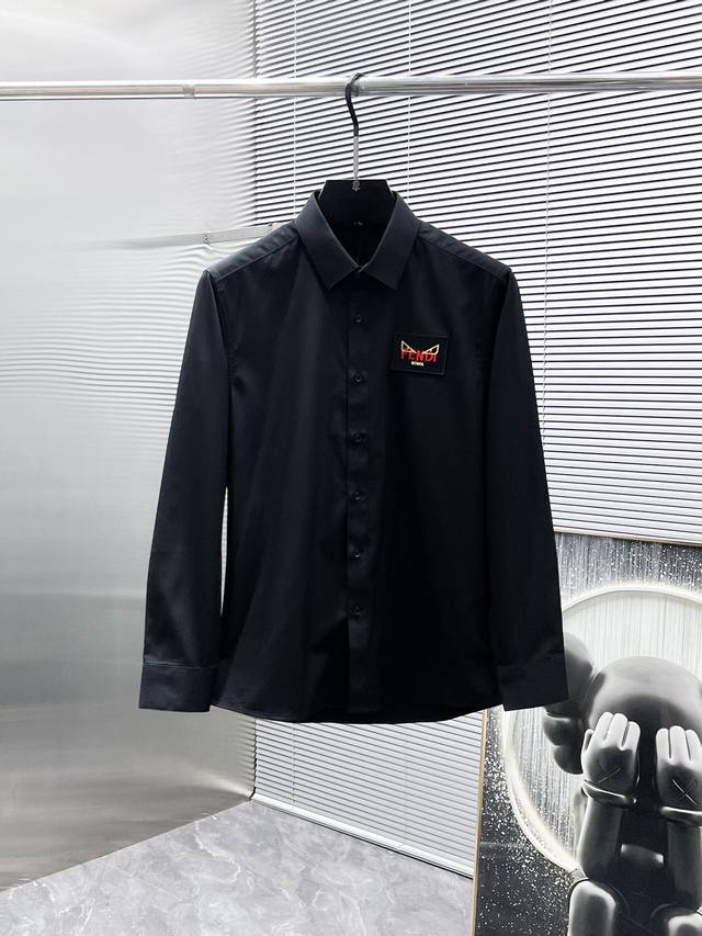 Fendi Ss new long-sleeved shirt, a high-end version! Custom-made fabrics are bre