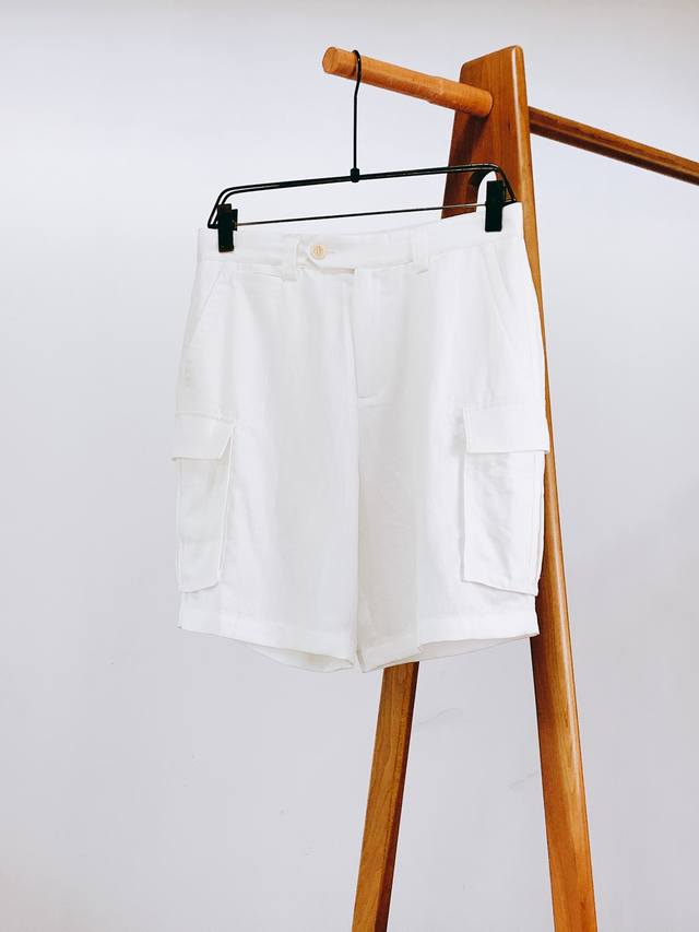 Brunello Cucinelli's new Spring/Summer 2025 collection features cotton and linen