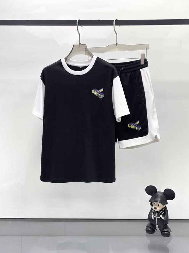 Gucci's new Spring/Summer 2025 casual suits, the latest model exclusively availa