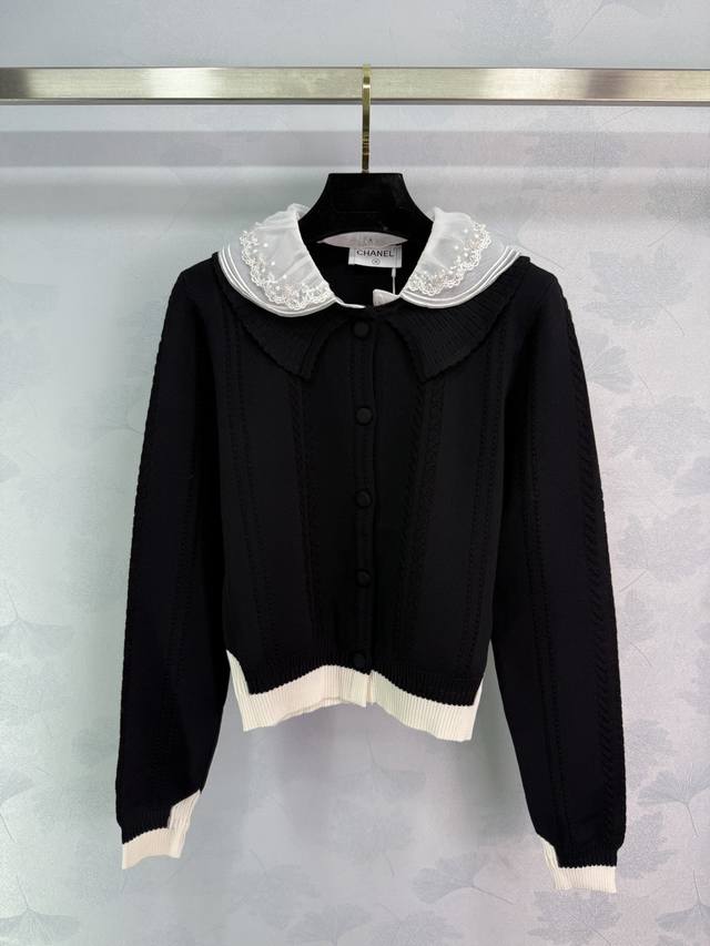 Ch*2025 Fall new style black cardigan with white lace trim. Slimming waist desig