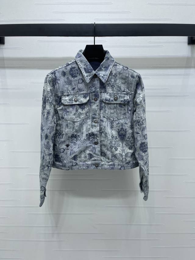 New, original, high-quality Dio* 2025 Early Fall Collection! Printed denim jack