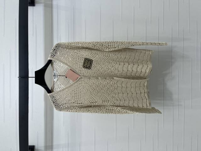 New, original, high-end Miumi* 2025 Early Fall Collection! Hollow V-neck long-s