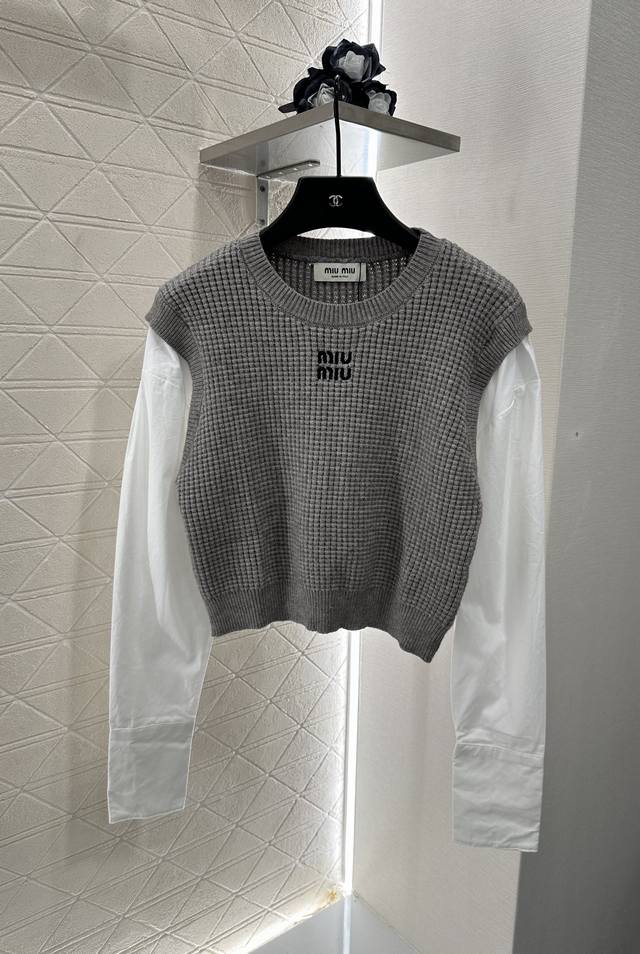Miumi* 2025 New Arrival: Pullover Knit Panel Long-Sleeved Top. Made from custom