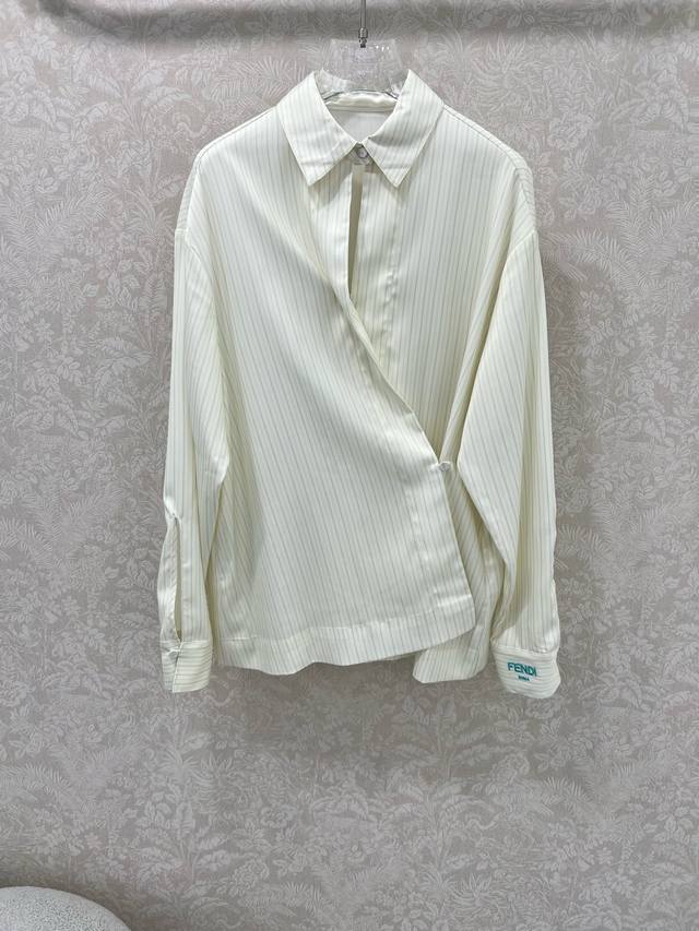 Fend*25 New retro lapel, slant-front striped polyester shirt, custom-made. Made