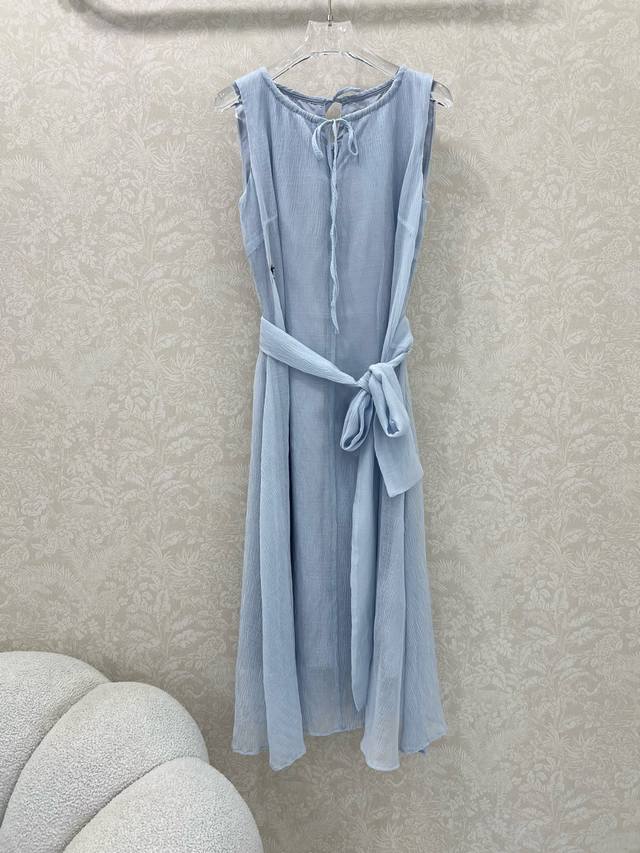 Dio*25 New round-neck waistband dress with imported chiffon material, lustrous a