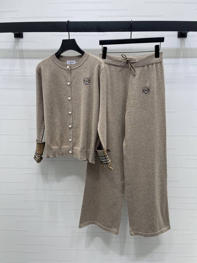 New, original, high-end quality, Loew* 2025 Early Fall Collection! Round-neck k