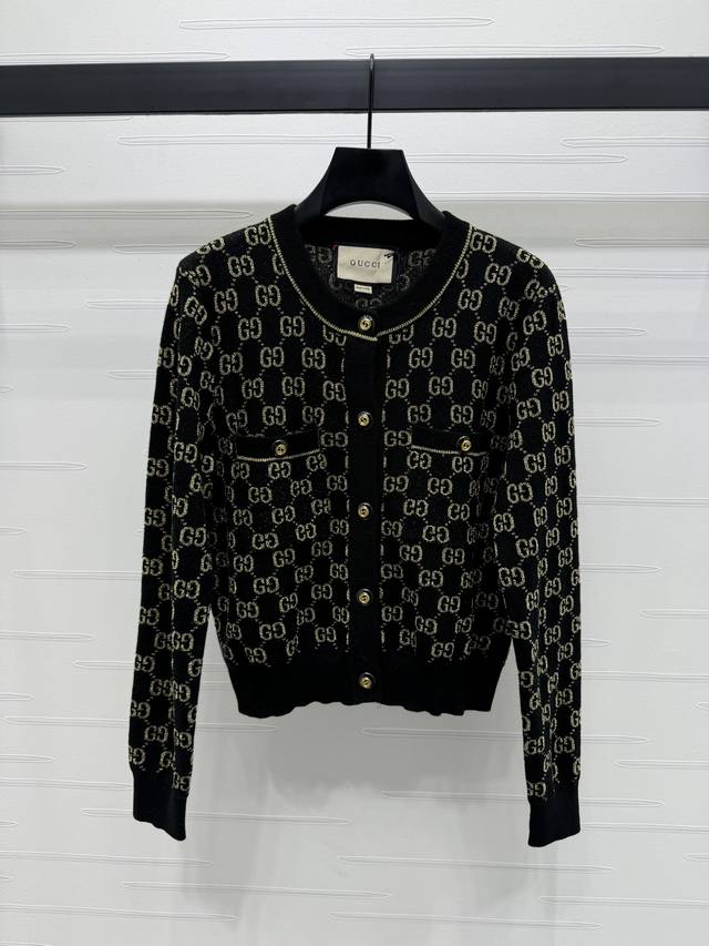 New, original, high-quality Gucc* from the latest Fall/Winter 2025 collection!