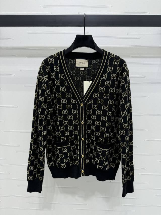 New, original, high-quality Gucc* from the latest Fall/Winter 2025 collection!