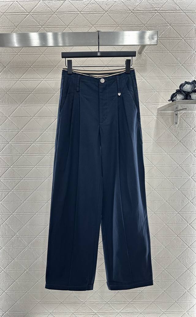 Loew* 2025 new arrival: leather-label pleated wide-leg trousers. Custom-made fro