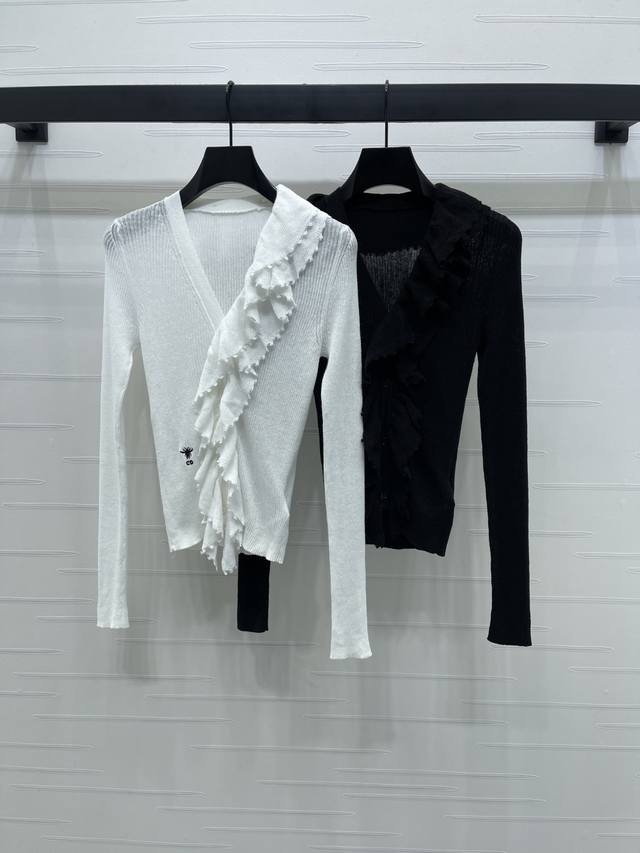 New, original, high-end quality, Dio* 2025 Early Fall Collection! Long-sleeved,