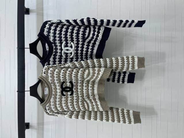 New, original, high-quality Chane* 2025 Early Fall collection! Woven hollow-kni