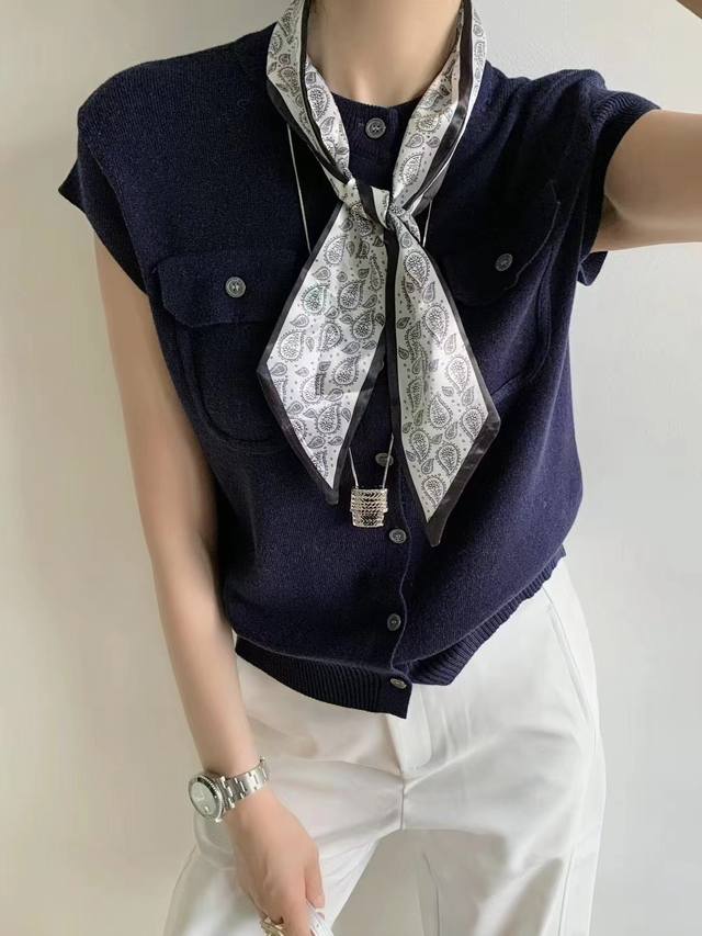 New fashion design with a small fragrance style Polo collar, sleeveless, stripe