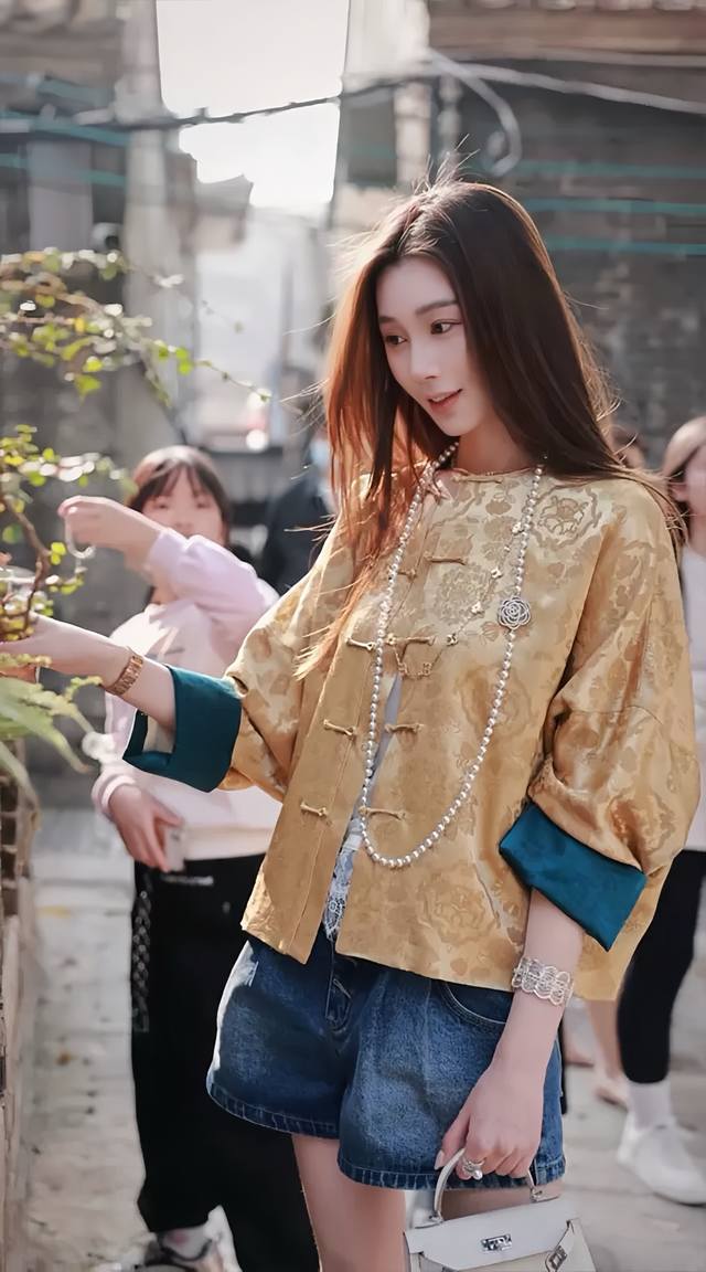 The invincible hot-selling high-end luxury new Chinese jacquard button contrast