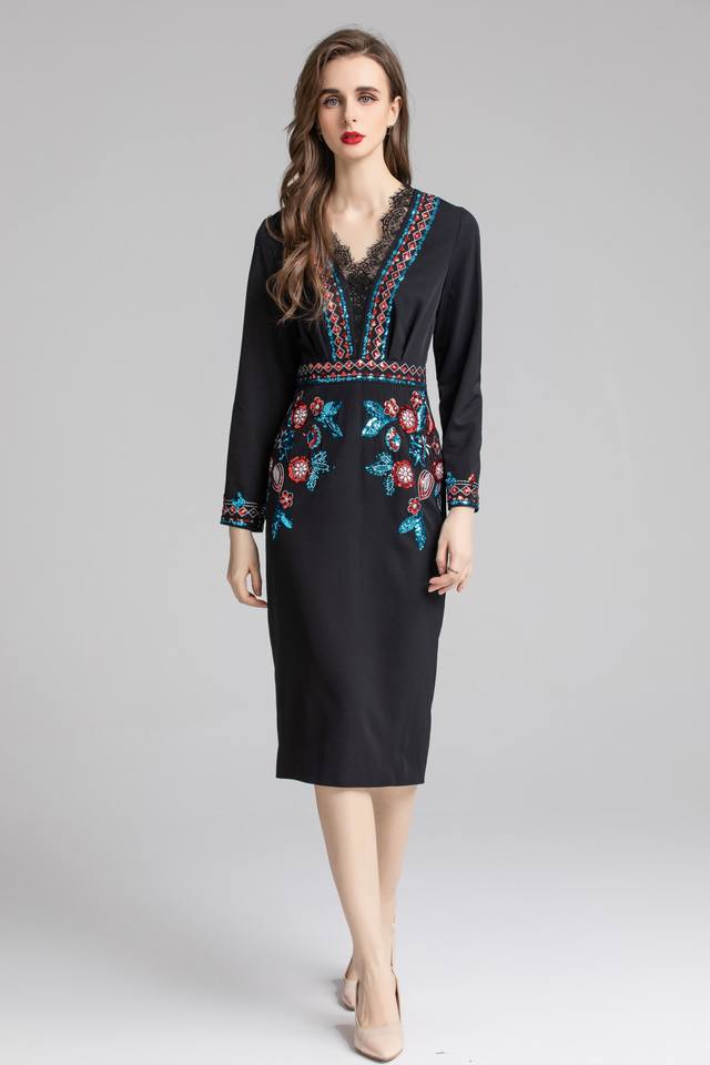 Long-sleeved embroidered sequined skirt Size: Smlxl Color: Black Fabric: Fiber e