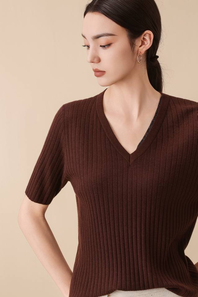 Autumn new 30 wool V-neck mid-sleeve top M-Xl DDD