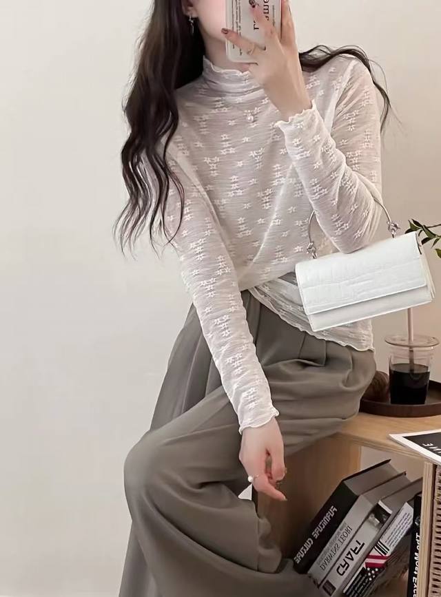 Early autumn new style lace bottoming shirt all-match running volume DDD