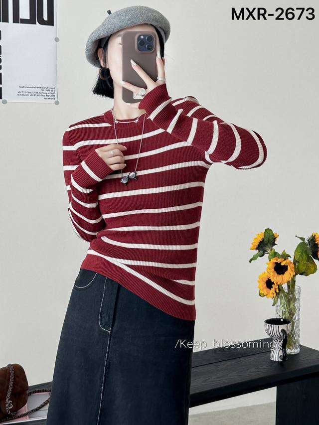 New striped ultra-fine wool bottoming shirt round neck knitted top one size DDD