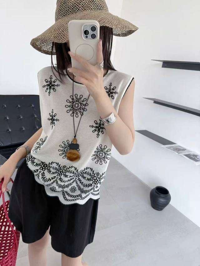 New Korean style fashionable all-match round neck sleeveless knitted vest loose