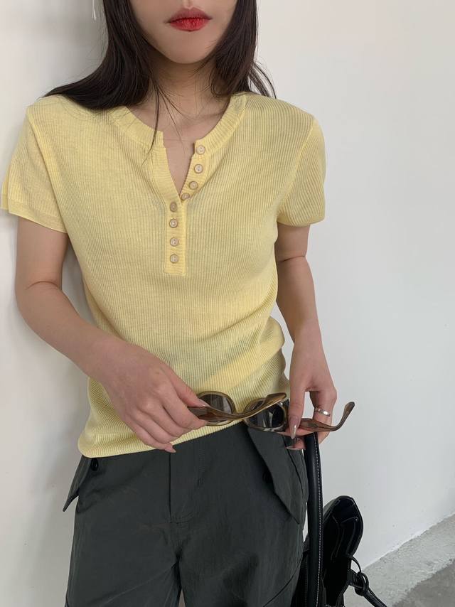 Solid color half-open collar short-sleeved knitted sweater new style short slim