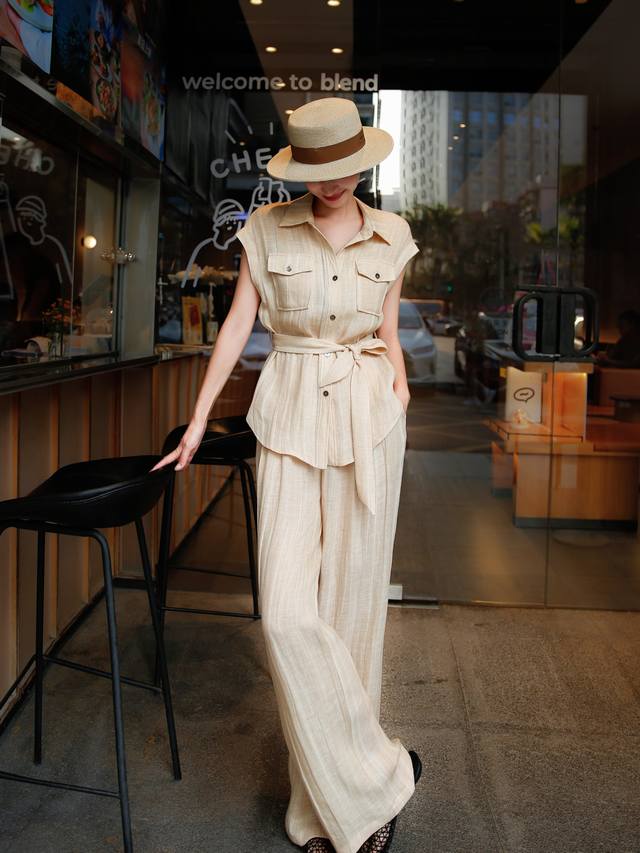 Exclusive original design fried color linen vest trousers suit, customized herr