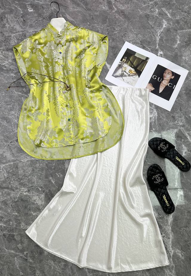 Mulberry silk old satin top, a new Chinese old satin, is a messenger of time tra