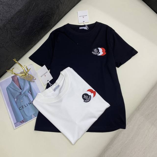 New product Real shot Mon new round neck T-shirt; Made of cotton fabric with so