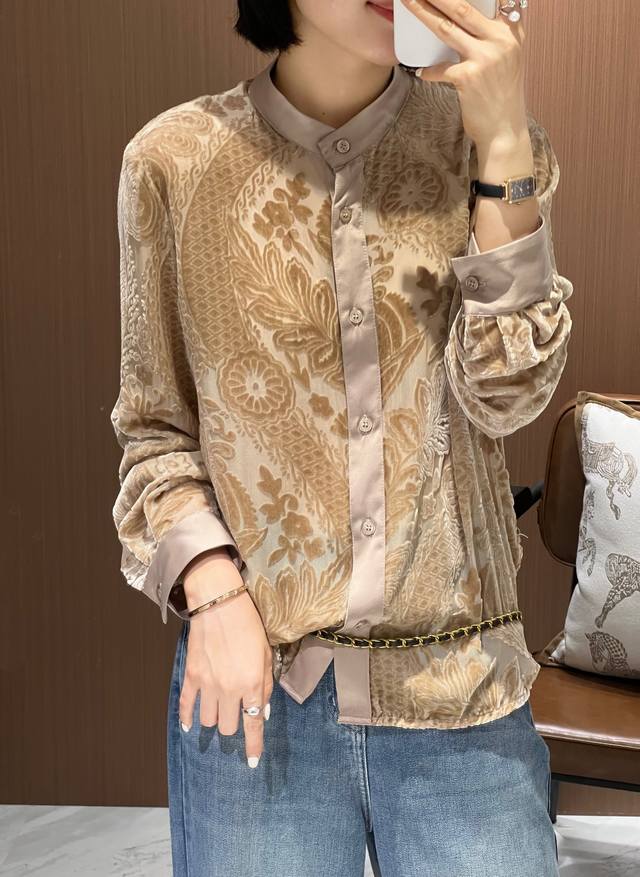 Hot item new arrival Burnt flower silk velvet casual top Stylish outfit Fabric: