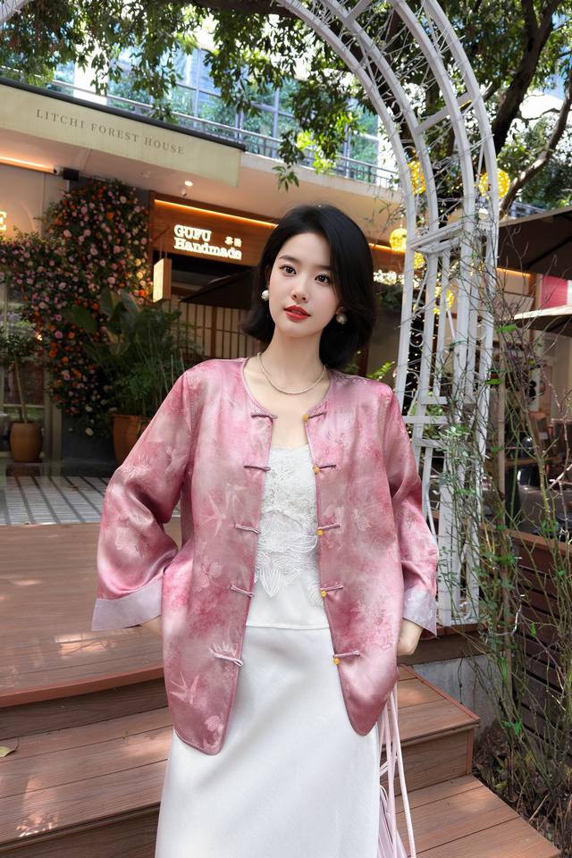 Hot item exclusive new arrival! 100% mulberry silk sun-protective jacket, cool