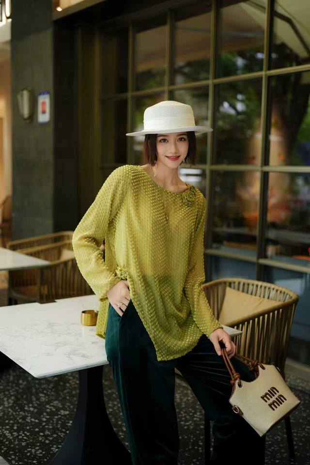 Early Fall New. Silk velvet. Polka dot jacquard. S-Xl DDD