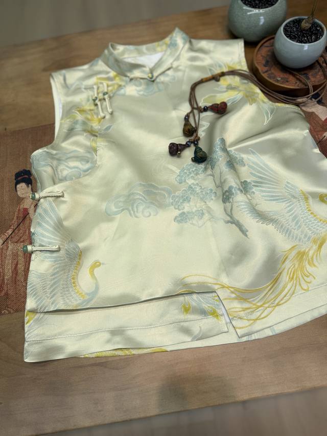 New silk old satin floral craft vest DDD