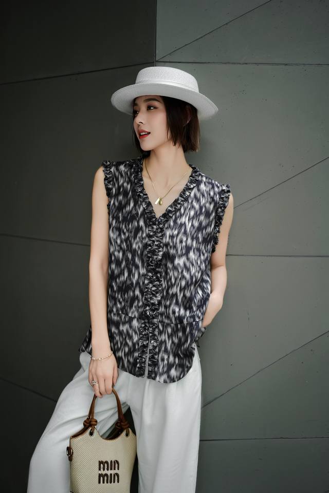 New model. Fabric: Silk, leopard print ruffled vest S-Xl DDD