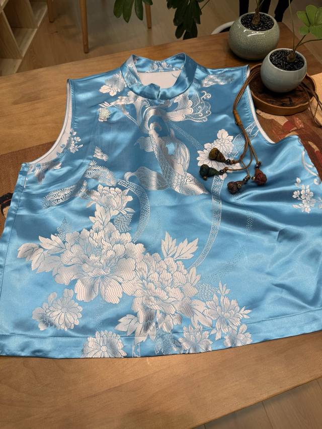 New small vest 3 colors DDD