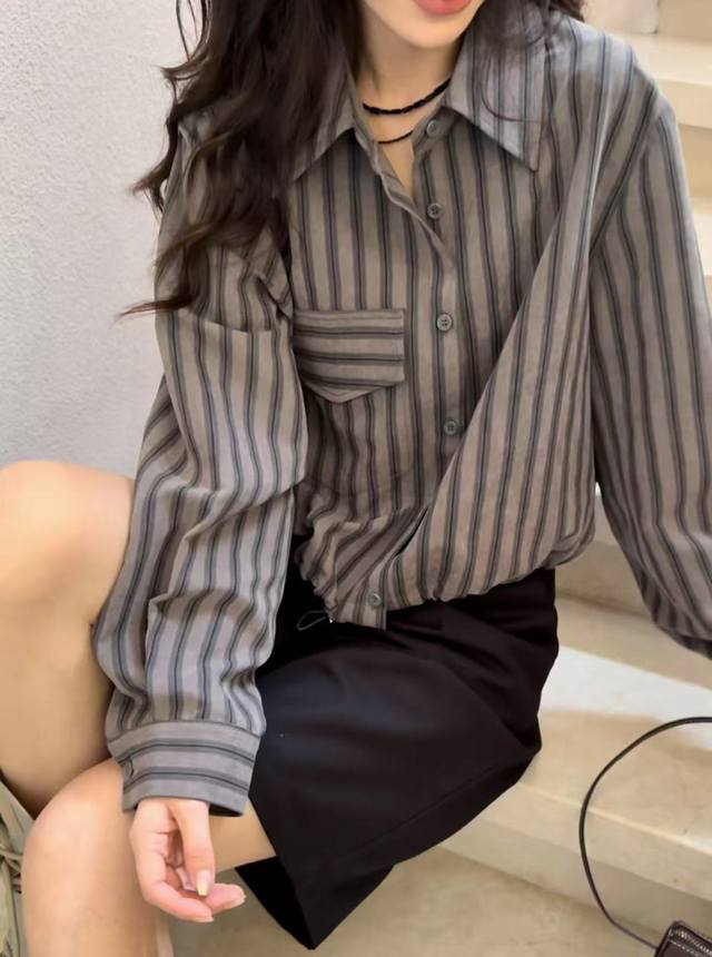 Early autumn vibes in this Mist City-inspired drawstring striped shirt. The clas