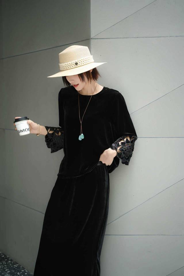 Top 170 Skirt Early Autumn New Style. 3/4 Sleeve Silk Velvet Embroidered Pullov