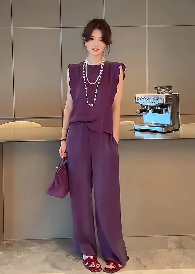 Invincible high-quality copper-ammonia silk sand-washed top and pants set. The