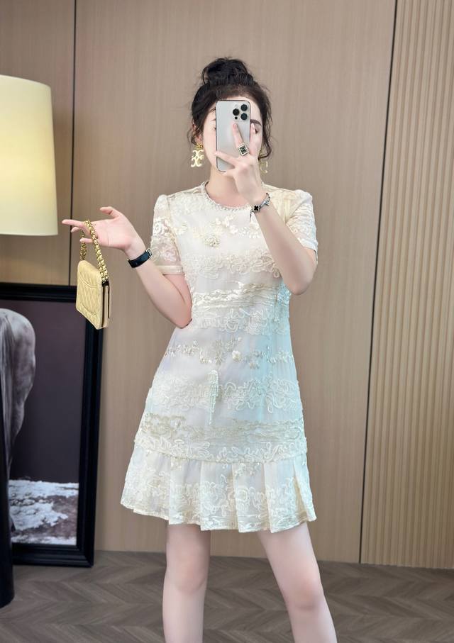 Hot-selling item Hot-selling item recommendation Big brand same-style dress cust