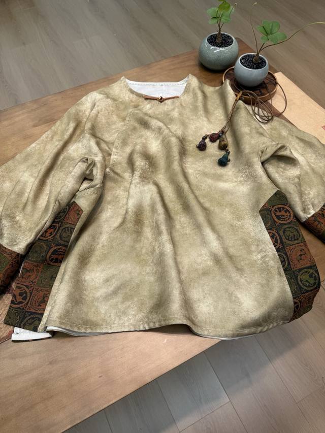 Original new mother-of-pearl mulberry band printing and dyeing silk Xiangyun ya