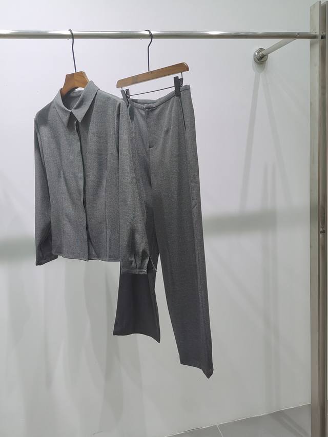 New autumn suit wool and silk blend 36-42 four sizes DDD