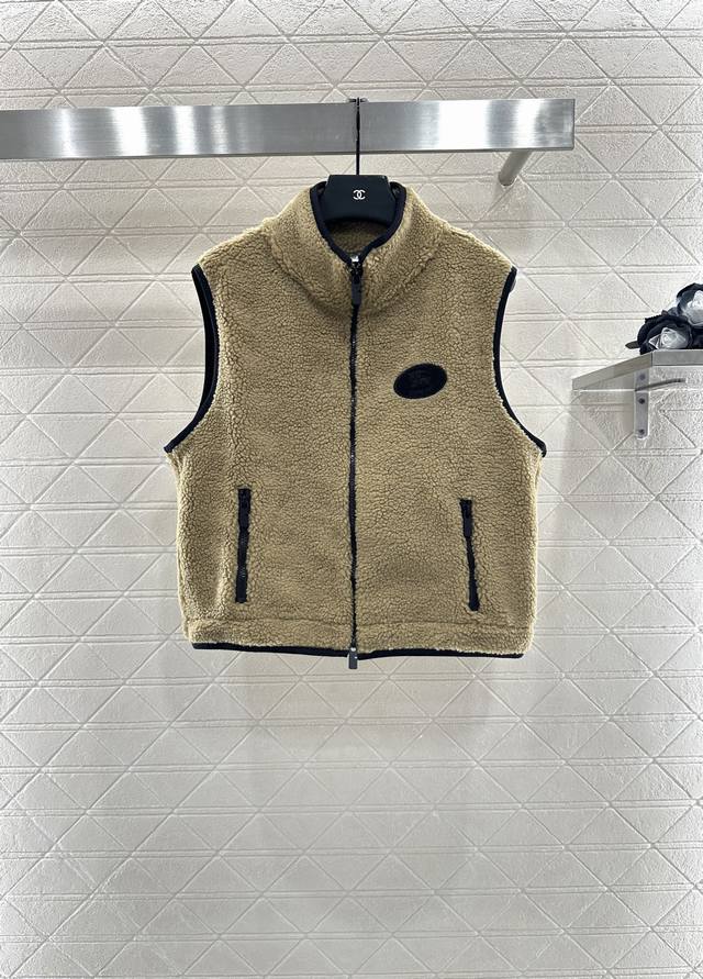 Bbr New arrival for 2025: Teddy Plush Zipper Vest. Soft and comfortable, stylish