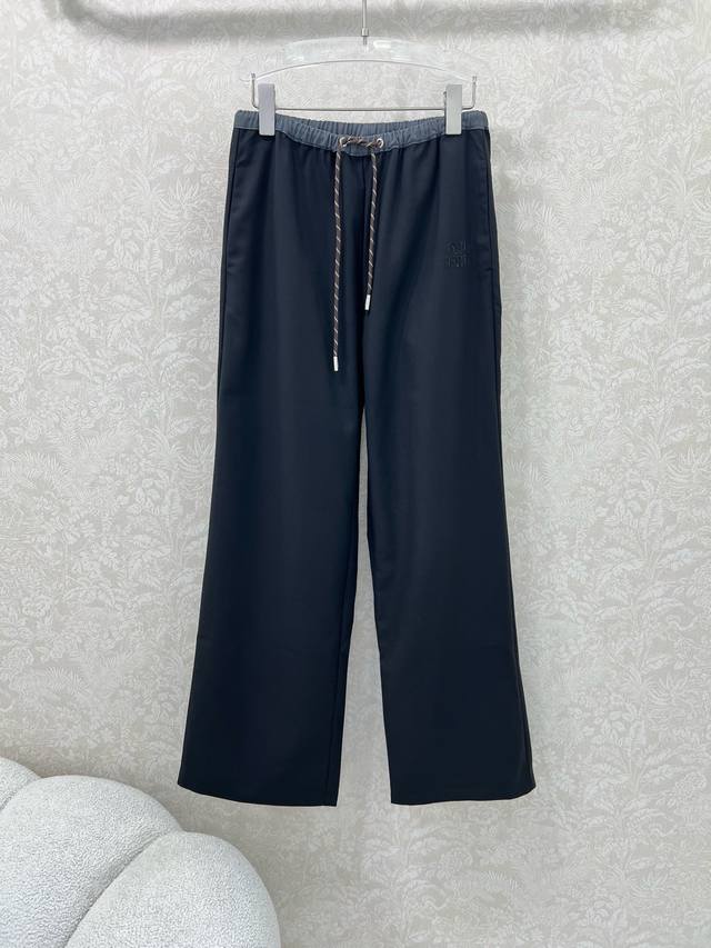 Miumi* 25 new wide-leg pants with contrasting waistband. Simple and elegant wide