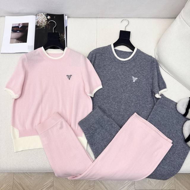 Exclusive Pd 25Ss Early Fall knit suit: a contrasting color scheme, a short-sle