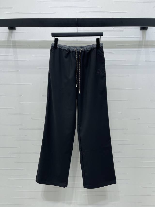 New, original, high-quality Miumi* 2025 Early Fall collection! Contrast-pattern