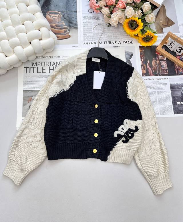 Celine2025 new cable knit cardigan sweater directly locks in winter fashion! Cla