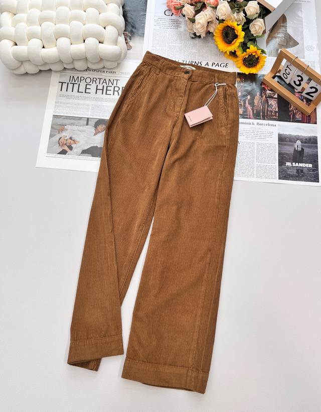 Miu Miu autumn and winter new khaki corduroy straight high waist slim casual tro