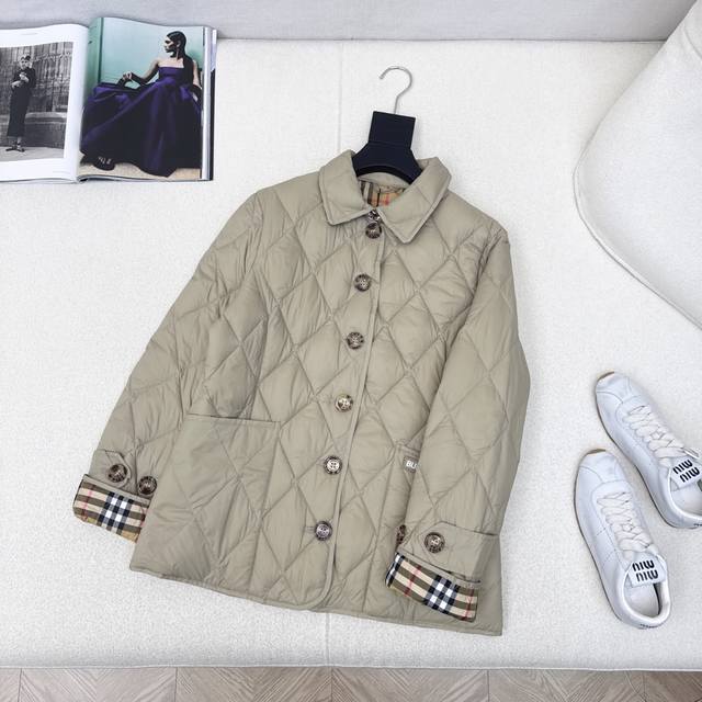 Autumn and Winter Essentials Collection, Original Bur 25Ss, the latest fall and