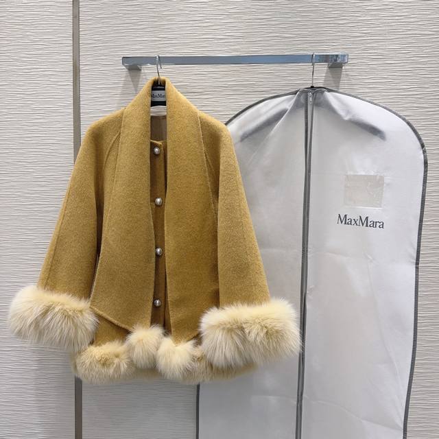 Original, high-quality, and highly-sold Max Mar*A double-faced cashmere coat fo
