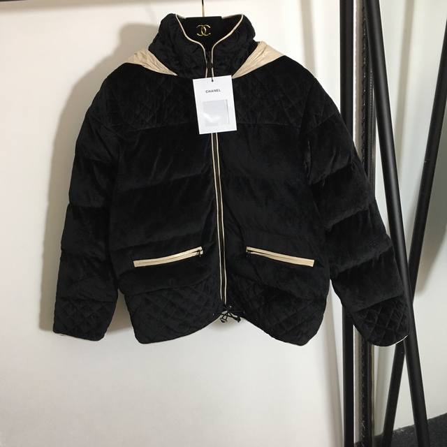 Style No. 7623 Chane* new zipper pocket long-sleeved hooded velvet padded jacke