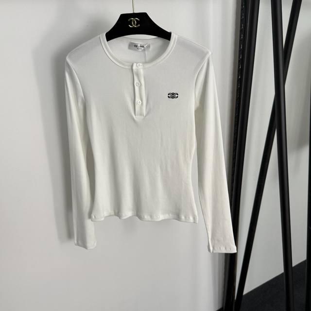 Style No. 20255121 Celin* new minimalist logo embroidered half-button slim-fit